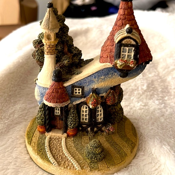 “The Shoemaker’s Dream, The Upside down Shoe” - Picture 2 of 4